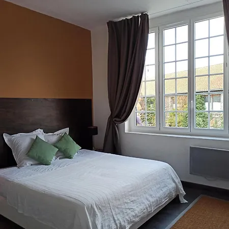 Le Dinanga 3* Léran