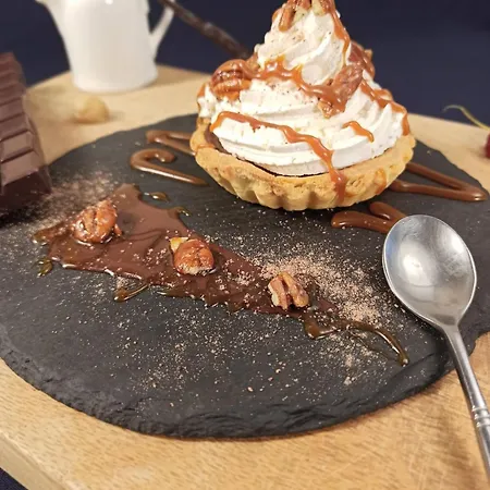 Le Dinanga 3* Léran