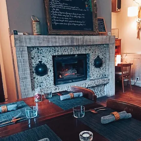 Le Dinanga Bed & Breakfast Léran